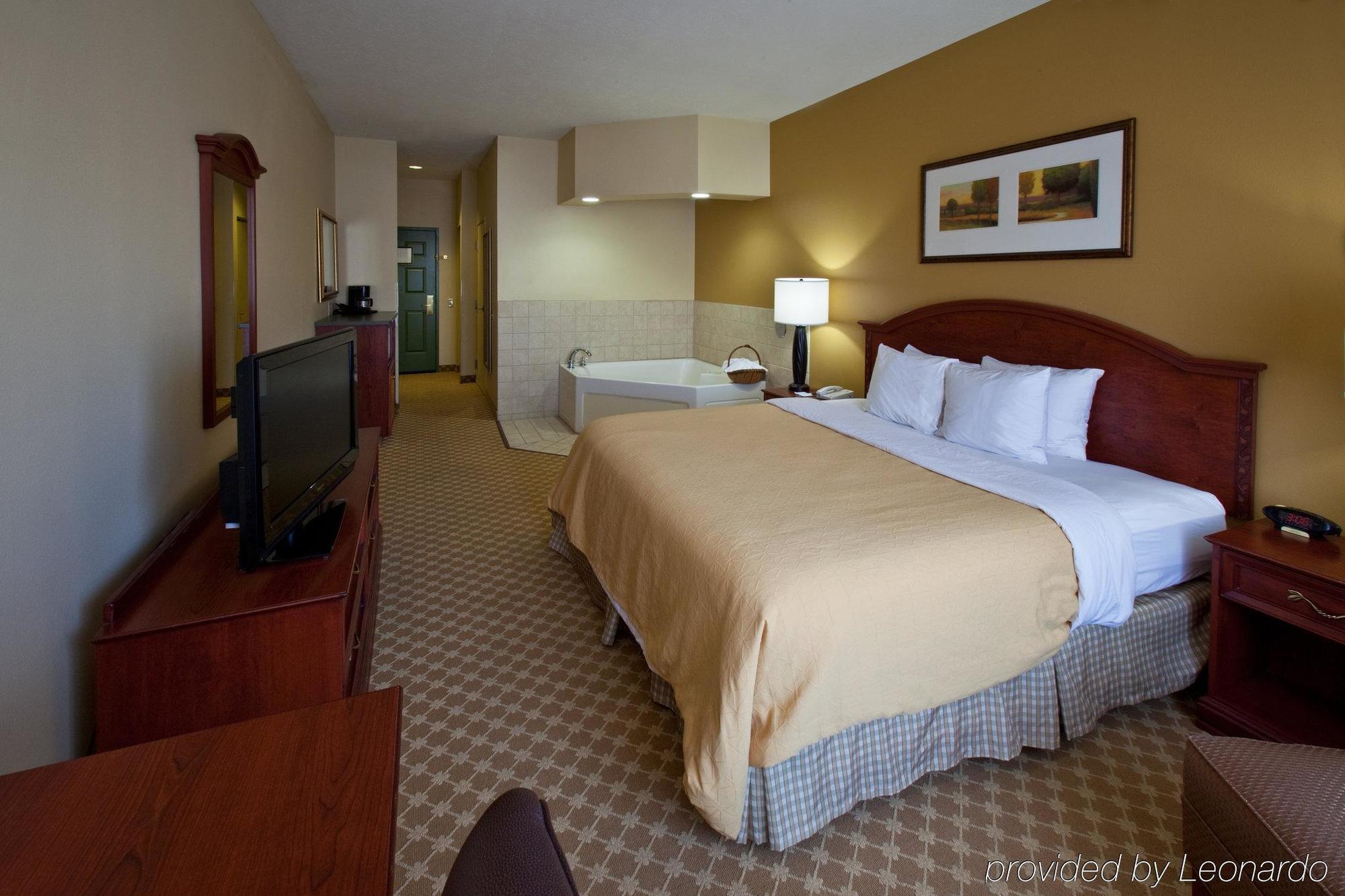 Hotel Country & By Radisson, Council Bluffs, Ia Council Bluffs